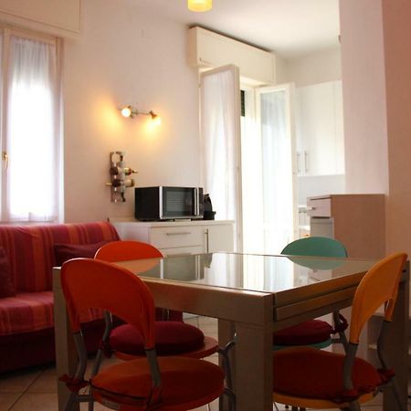 Appartamento Casa Vacanze Spiaggia D'Oro Desenzano del Garda Eksteriør bilde