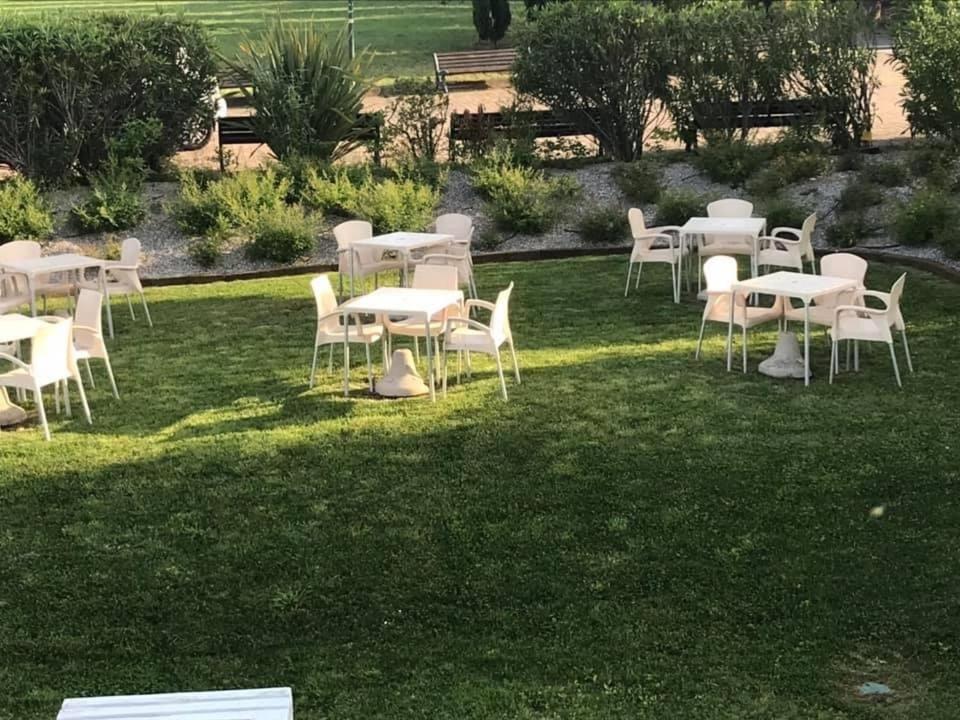 Appartamento Casa Vacanze Spiaggia D'Oro Desenzano del Garda Eksteriør bilde